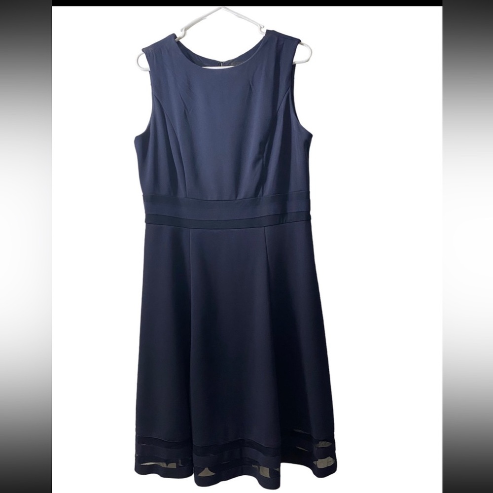 Women’s dress